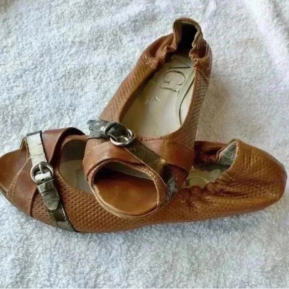 AGL Italian Brown Camel Leather Peep Toe Stylish Flats - Picture 3 of 11